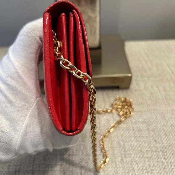 Louis Vuitton Vernis Portefeuille Sarah Wallet Vibrant Red Patent Leather - Picture 11 of 12
